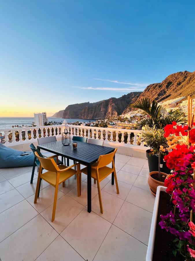 Luxury Penthouse With Breathtaking Views And Huge Private Terraces Apartment Пуерто де Сантяго Екстериор снимка