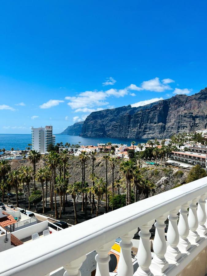 Luxury Penthouse With Breathtaking Views And Huge Private Terraces Apartment Пуерто де Сантяго Екстериор снимка