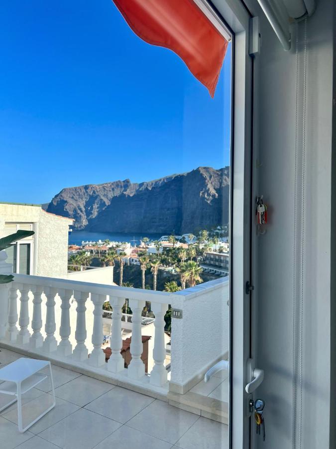 Luxury Penthouse With Breathtaking Views And Huge Private Terraces Apartment Пуерто де Сантяго Екстериор снимка