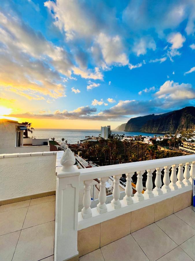 Luxury Penthouse With Breathtaking Views And Huge Private Terraces Apartment Пуерто де Сантяго Екстериор снимка